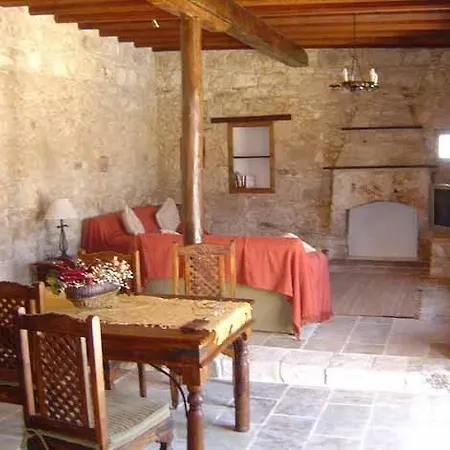 Kipseli Villa *